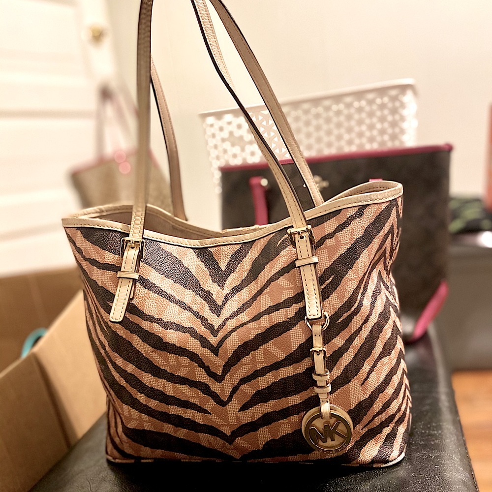 Michael kors zebra print small tote